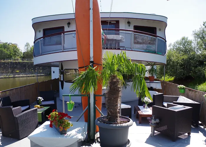 Hotel en barco Schiffsherberge Poeppelmann 2*