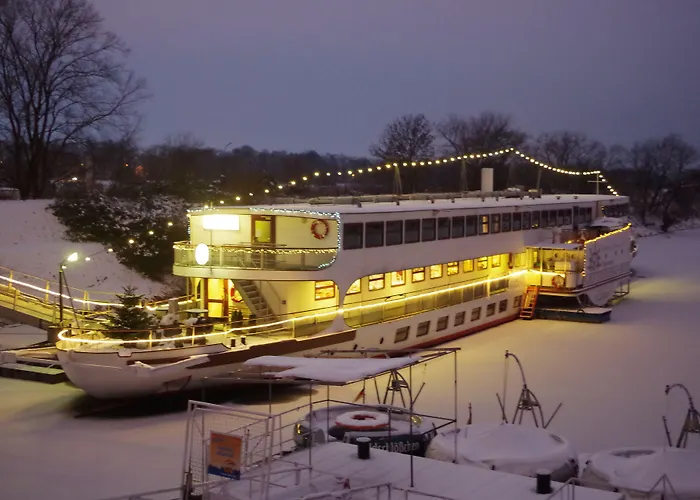 Hotel en barco Schiffsherberge Poeppelmann