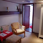 Botel Schiffsherberge Poeppelmann 2*