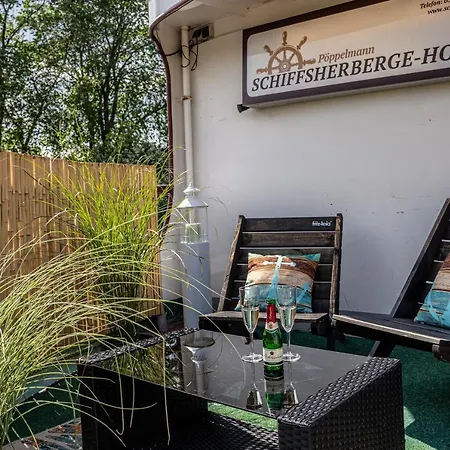 Schiffsherberge Poeppelmann Hotel na wodzie