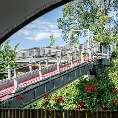 Botel Schiffsherberge Poeppelmann