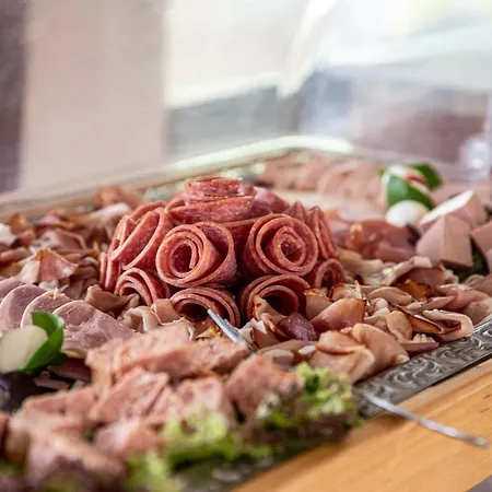 Schiffsherberge Poeppelmann Bateau-hôtel 2*