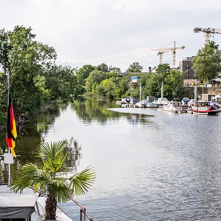 Schiffsherberge Poeppelmann Botel Dresden
