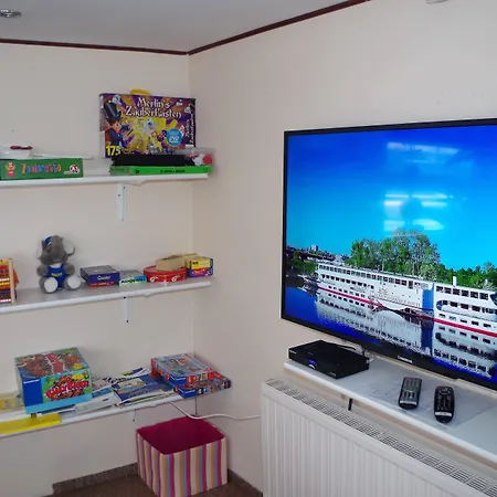 Schiffsherberge Pöppelmann Botel 2*