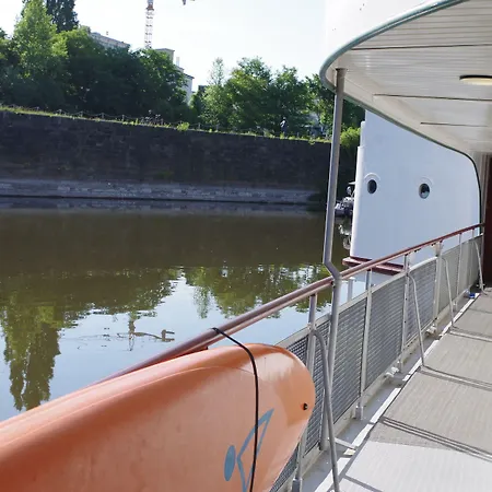 Schiffsherberge Poeppelmann ספינת מלון 2*