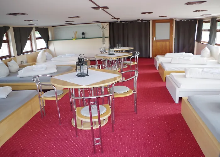 Schiffsherberge Pöppelmann 2* Dresden