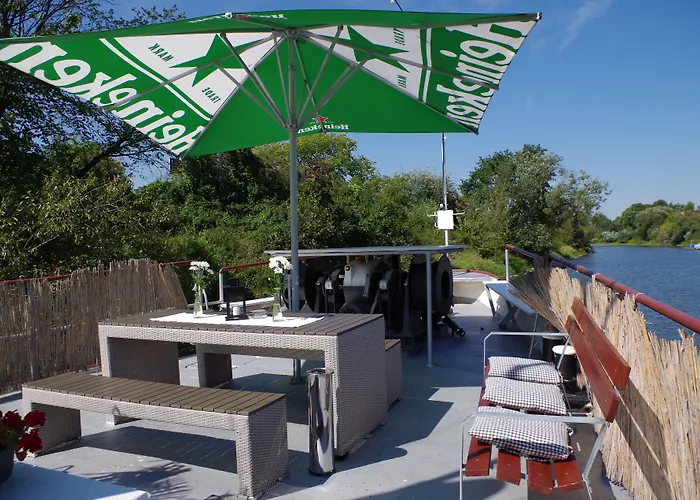 Ботель Schiffsherberge Poeppelmann Дрезден