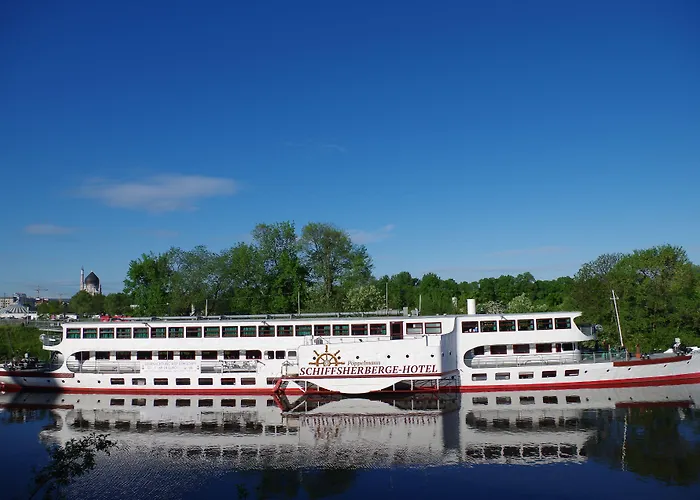 Schiffsherberge Pöppelmann Botel Dresden