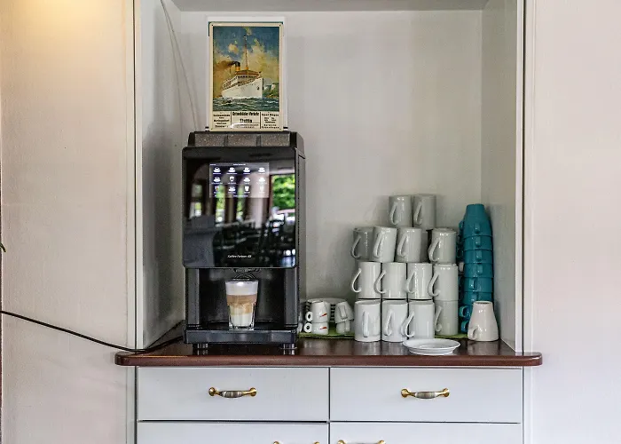 Schiffsherberge Pöppelmann 2* Dresden