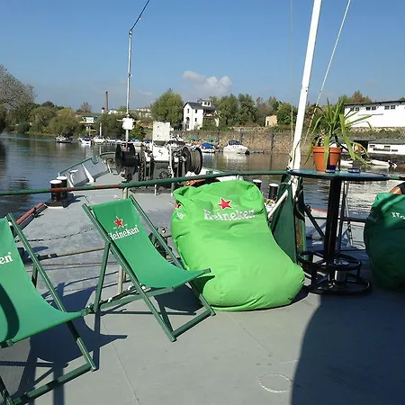 Schiffsherberge Poeppelmann Botel 2*