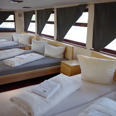 Schiffsherberge Poeppelmann Dresda