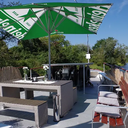 Botel Schiffsherberge Poeppelmann Dresda