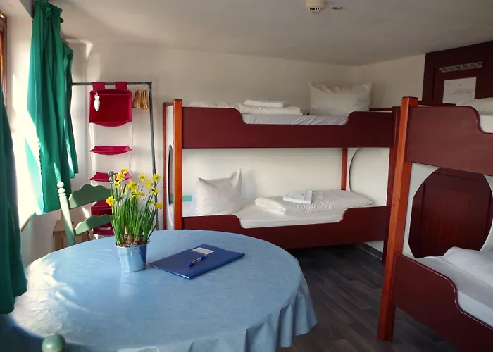 Schiffsherberge Poeppelmann Hotel en barco Dresde